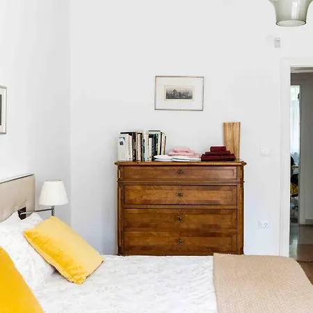Apartment Delightful Rina