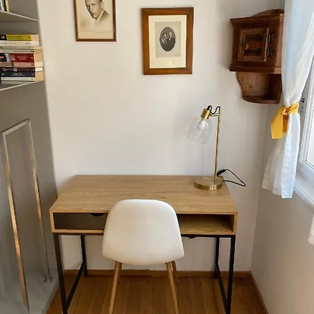 Apartment Delightful Rina Meran